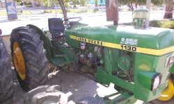 1130 John Deere Traktör