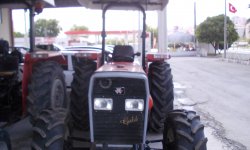 MASSEY FERGUSON 260 G 4WD John Deere Traktör