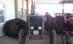 265 MASSEY FERGUSON John Deere Traktör